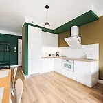 Comfort Batorego Appartement *