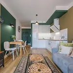 Comfort Batorego شقة غدينيا
