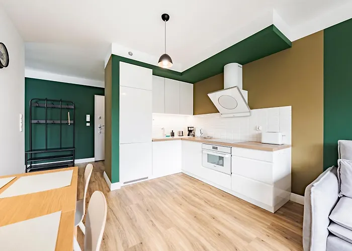 Comfort Batorego Apartment *